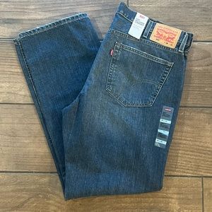 Men's Levi's Jeans. 559 Relaxed Straight. 38x32 **New**